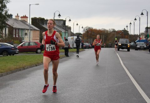 At the finish Hollymount 3k Winner Catherine Conway with Regina Casey (GCH) in 2nd place