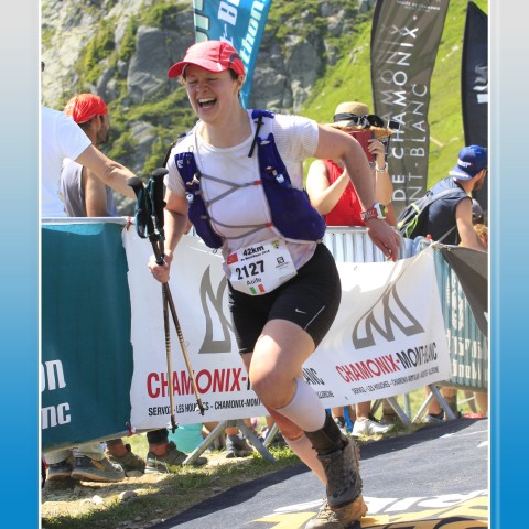 Aoife Callan crossing finish line of marathon du mont blanc 2018